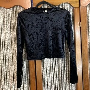 NWOT H&M Black Velvet Crop top